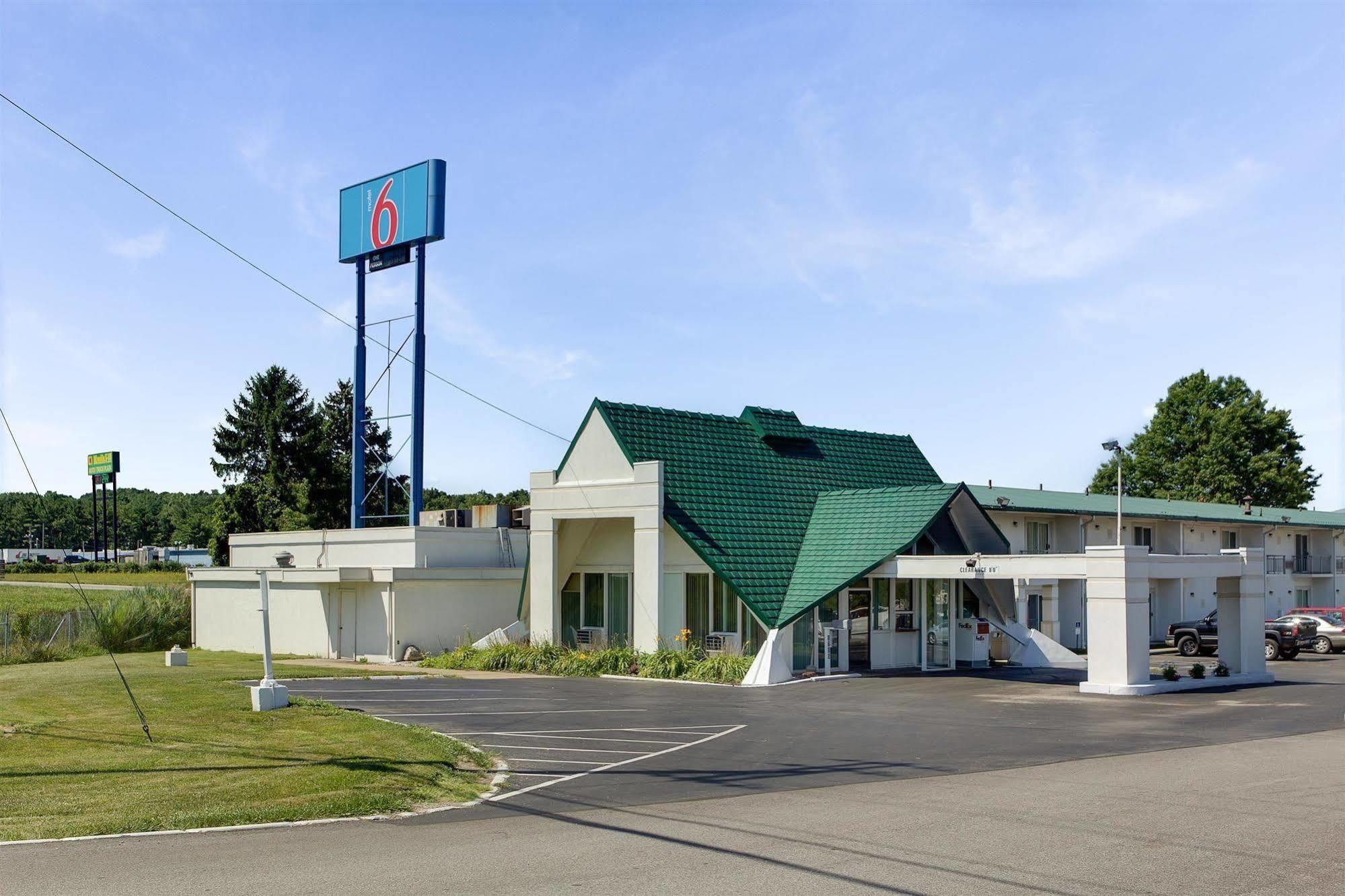Motel 6-Geneva, Oh Kültér fotó